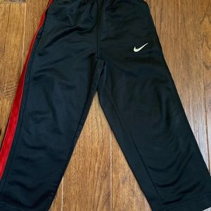 Nike boys,  size 3T pants